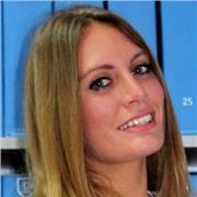 Adapto mis clases particulares a las exigencias de cada alumno, consciente de que para cada uno hay que encontrar el sistema de aprendizaje más eficaz